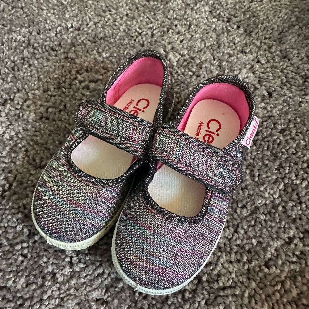 Cienta Rainbow Sparkle Toddler Girls Shoes